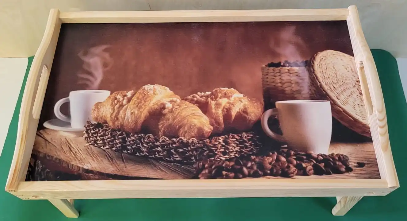 PIKUSA — bandeja de desayuno con motivo de café y cruasán